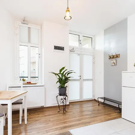 Soft Glow - Bright Studio For 2 - Kazimierz Apartamento Cracovia