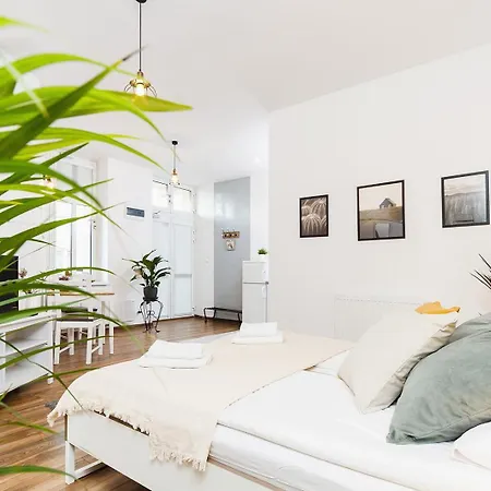 Soft Glow - Bright Studio For 2 - Kazimierz Apartamento *